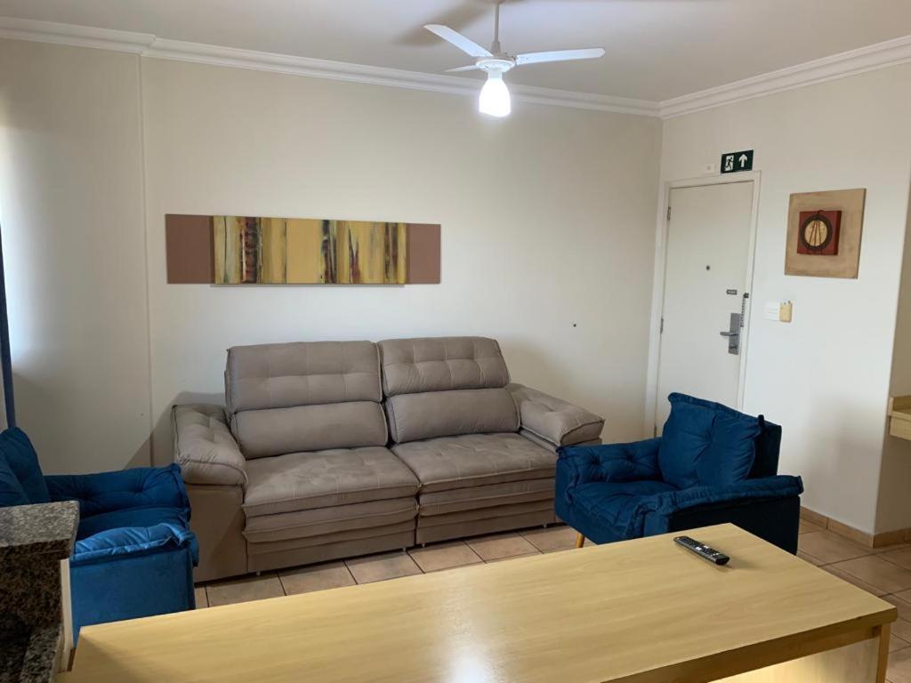 Flat Completo No Centro De Araxa - 902 Apartment Exterior photo